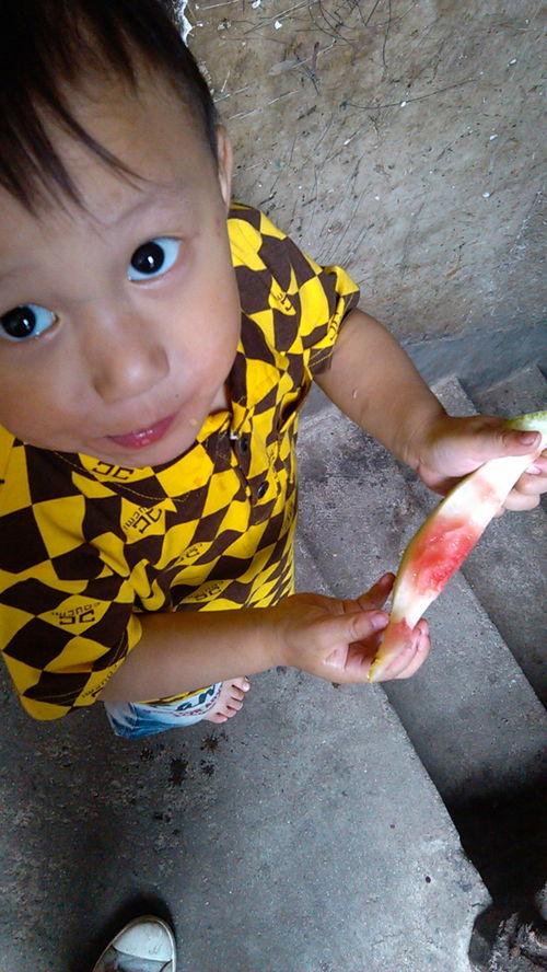 梦见弟弟吃瓜,揭秘弟弟吃瓜背后的寓意与启示