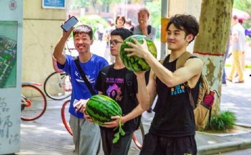 闽师专吃瓜,揭秘校园里的那些事儿