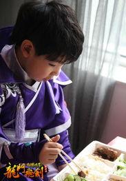 coser戒斗吃瓜,一场吃瓜群众的狂欢盛宴